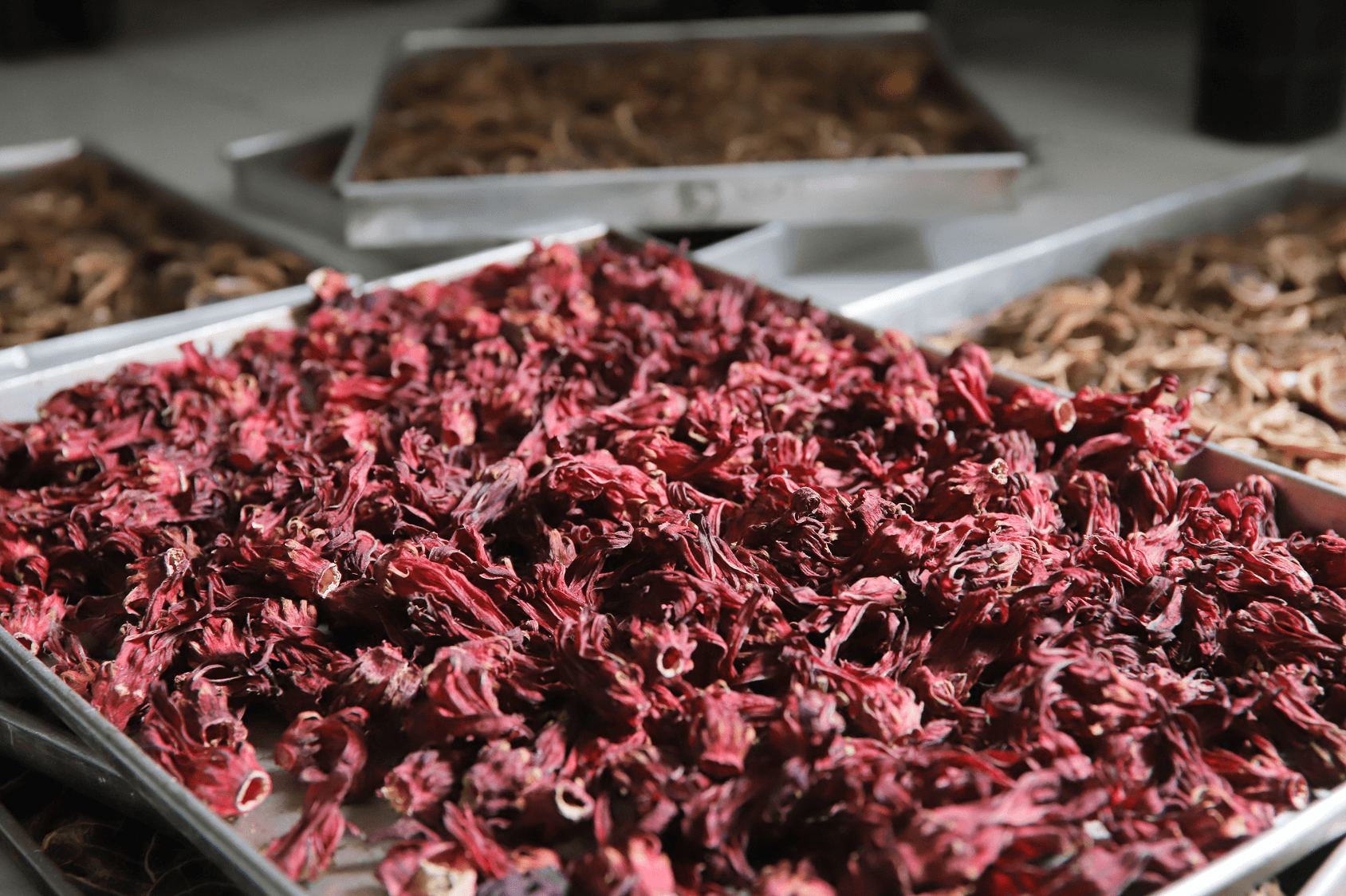Traditional Indonesian tea preparation process